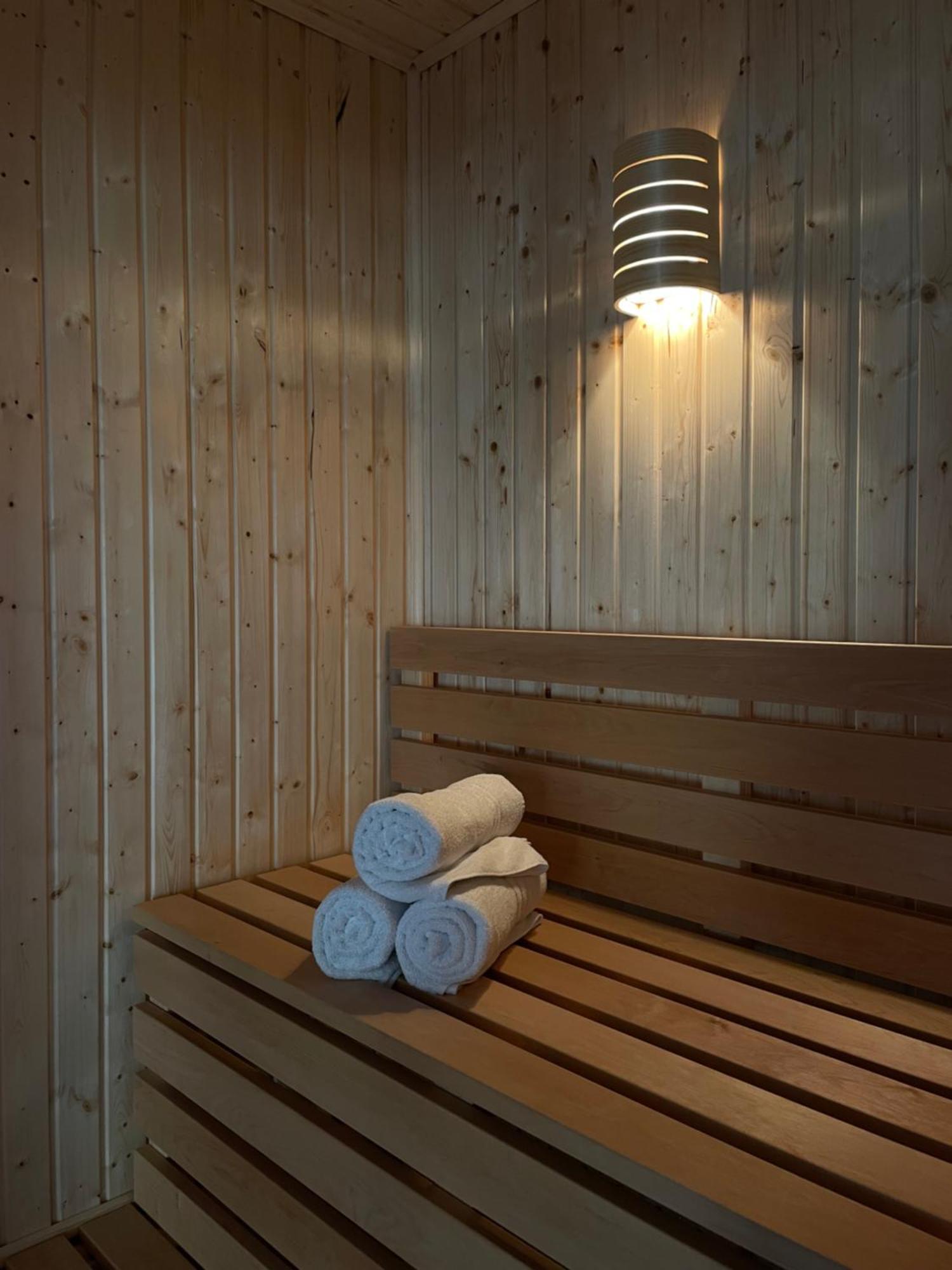 Hy Lytham St Anne'S Lejlighedshotel Lytham St Annes Eksteriør billede Sauna